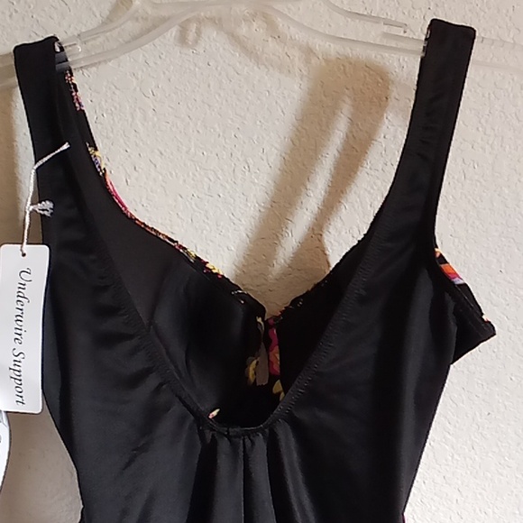 NEW Miraclesuit Party Beachy Size 8 Floral Black-Pink Colors - Picture 4 of 12